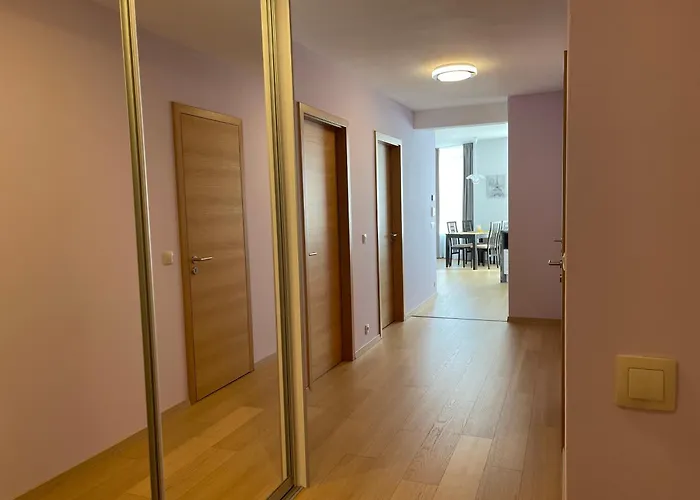 Sag Panorama 3 Free Parking Free Wifi *