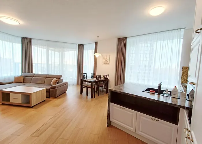 Sag Panorama 3 Free Parking Free Wifi Pozsony